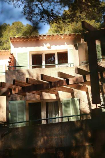 Hotel et Restaurants presque ile de giens face porquerolles, Le Provencal