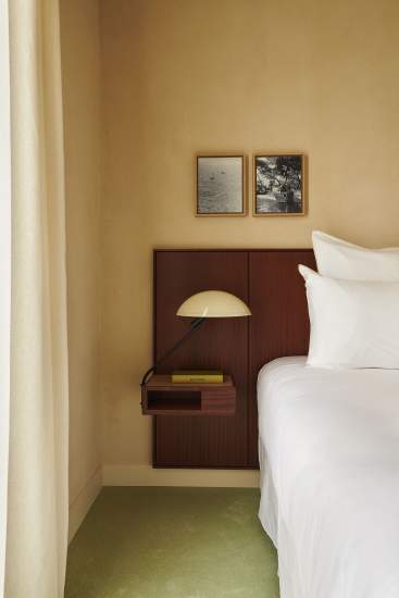 Chambre supérieure vue village
